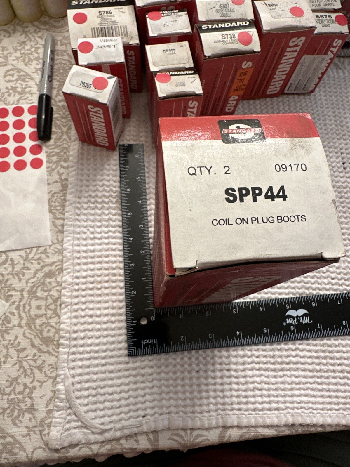 Standard Motor Products SPP44 Coil On Plug Boots New Old Shelf Stock Fast Shipng