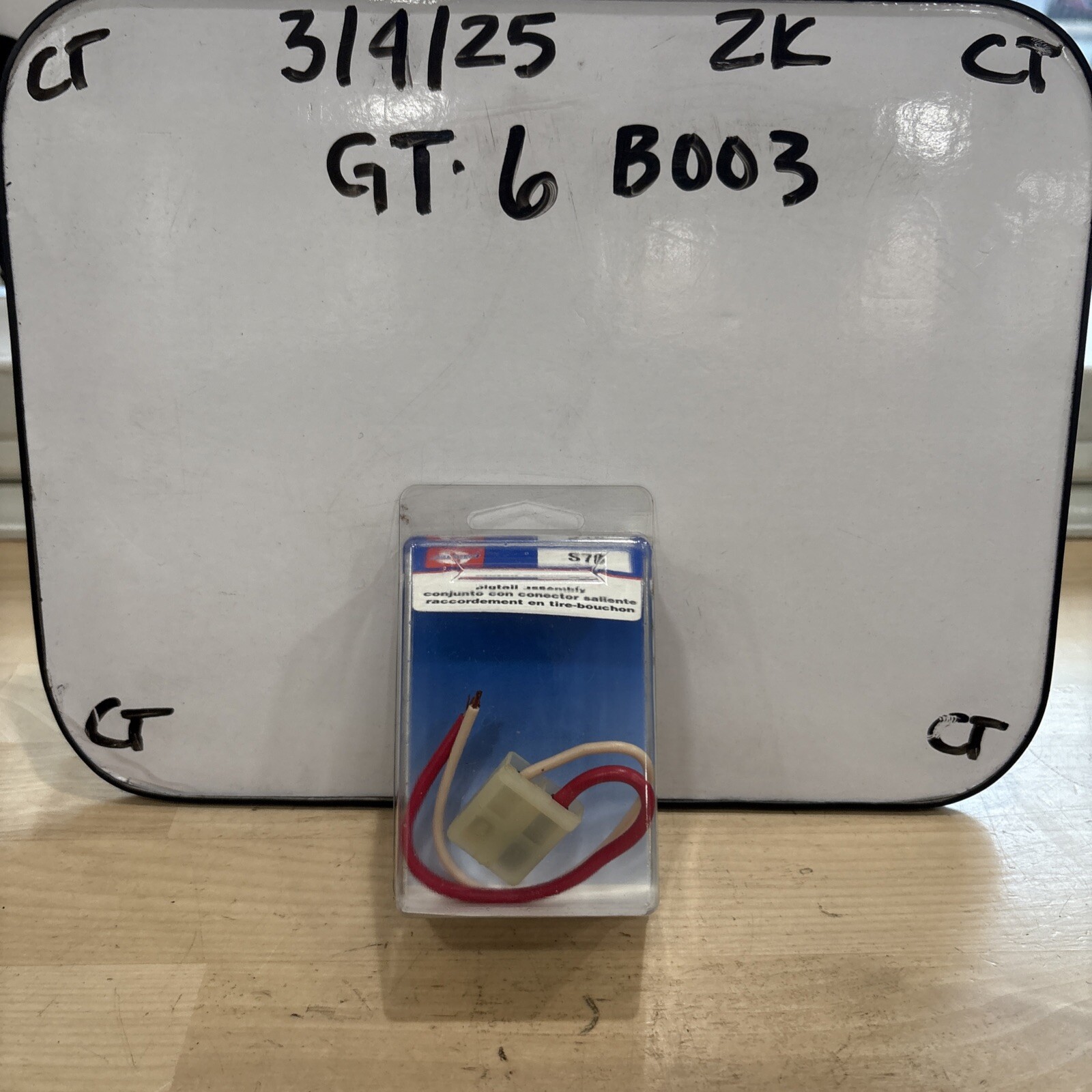 Standard S78 Voltage Regulator Connector-Alternator Connector Standard S-78