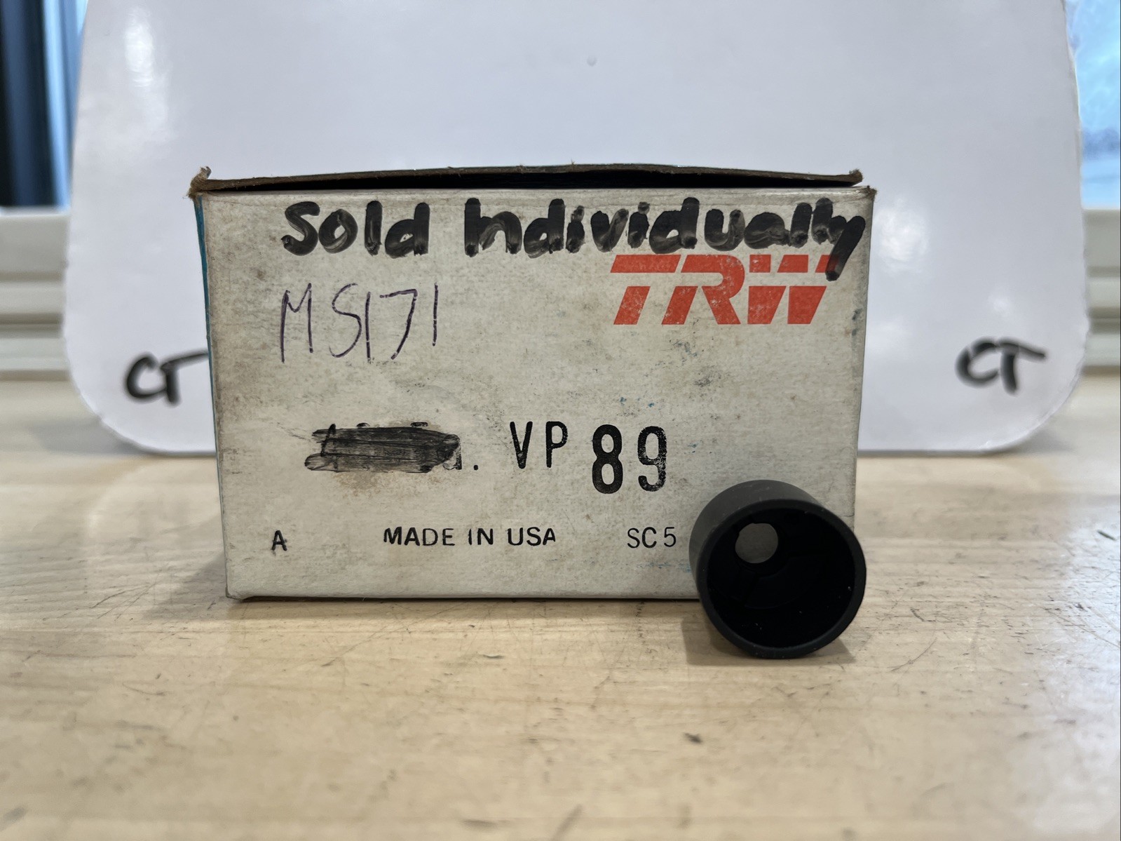 TRW VP89 Engine Valve Stem Oil Seal VP-89 (Sold Individually) - Image 4