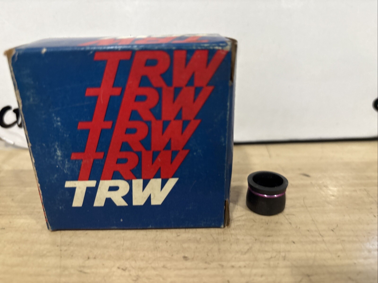 TRW Valve Stem Seal VP50 - Image 3
