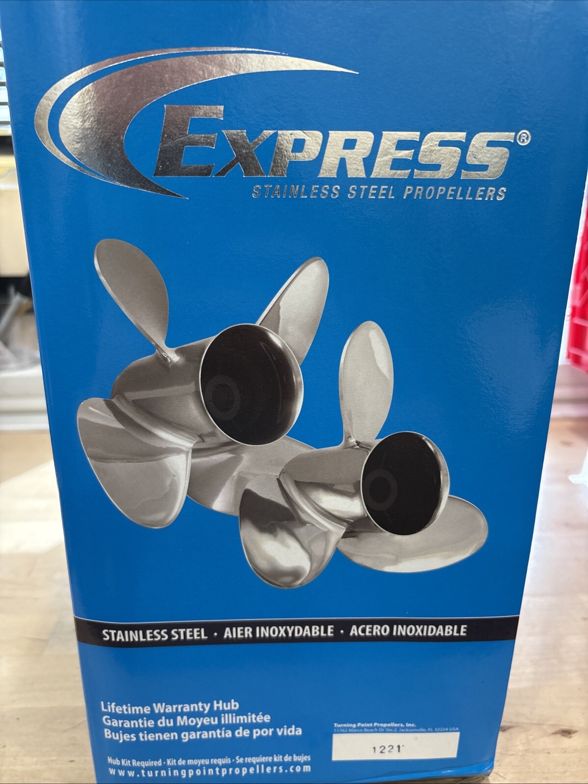 Turning Point Express Mach3 3-Blade SS Prop , 14.25" x 19" - RH - Image 3