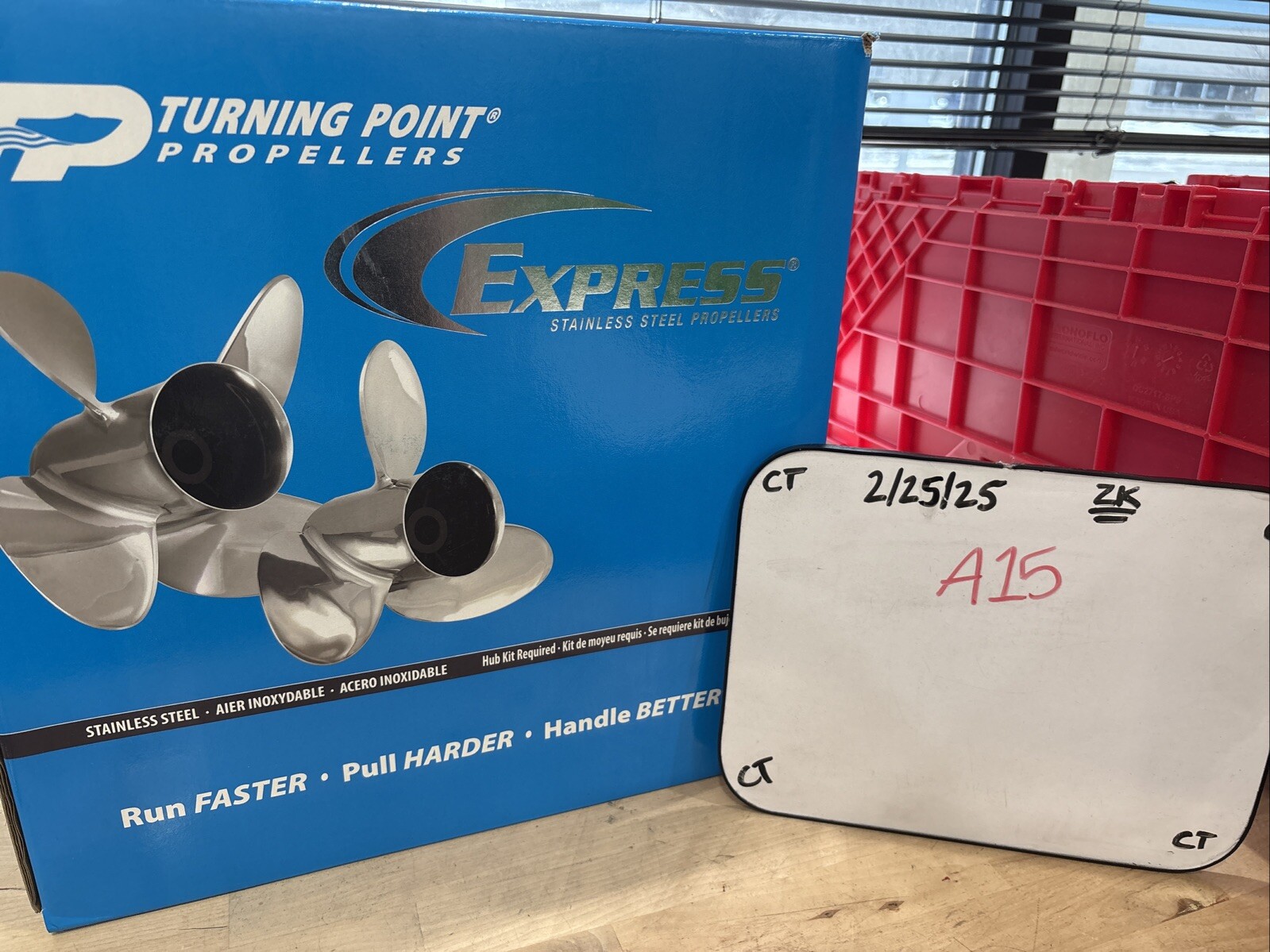 Turning Point Express Mach3 3-Blade SS Prop , 14.25" x 19" - RH