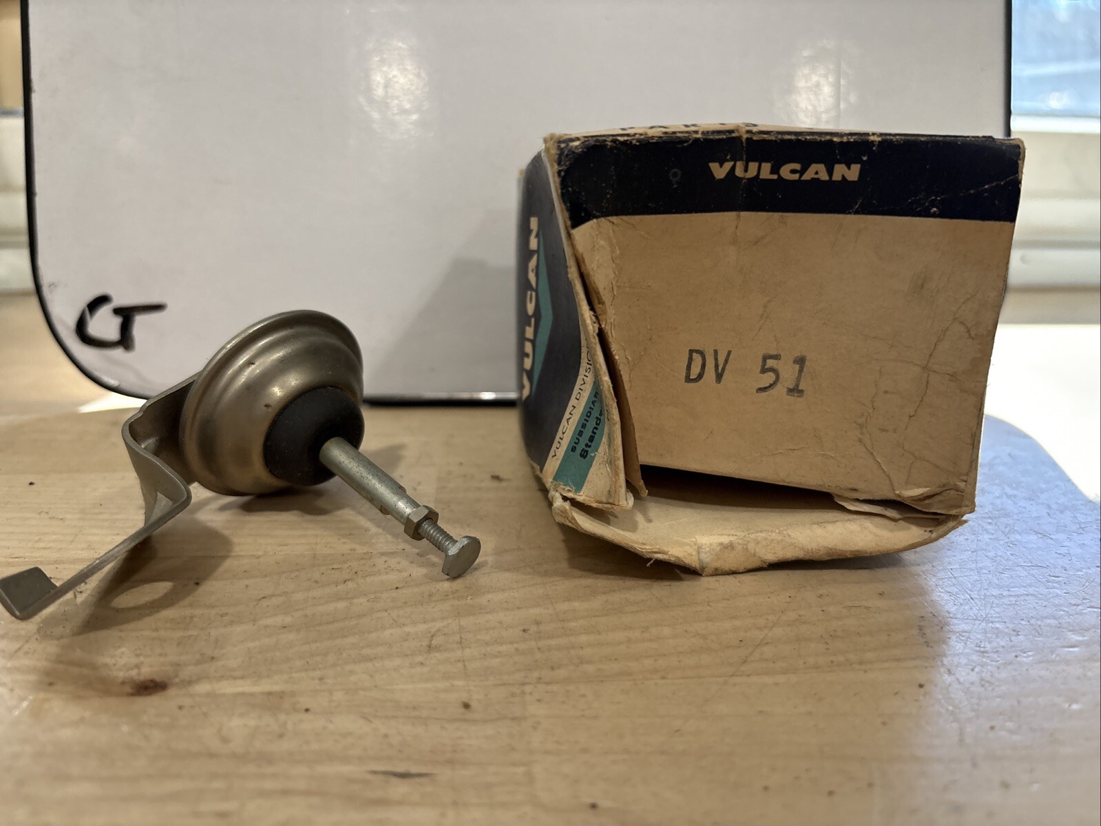 Vulcan Auto DV51 Carburater Dash Pot - Image 3