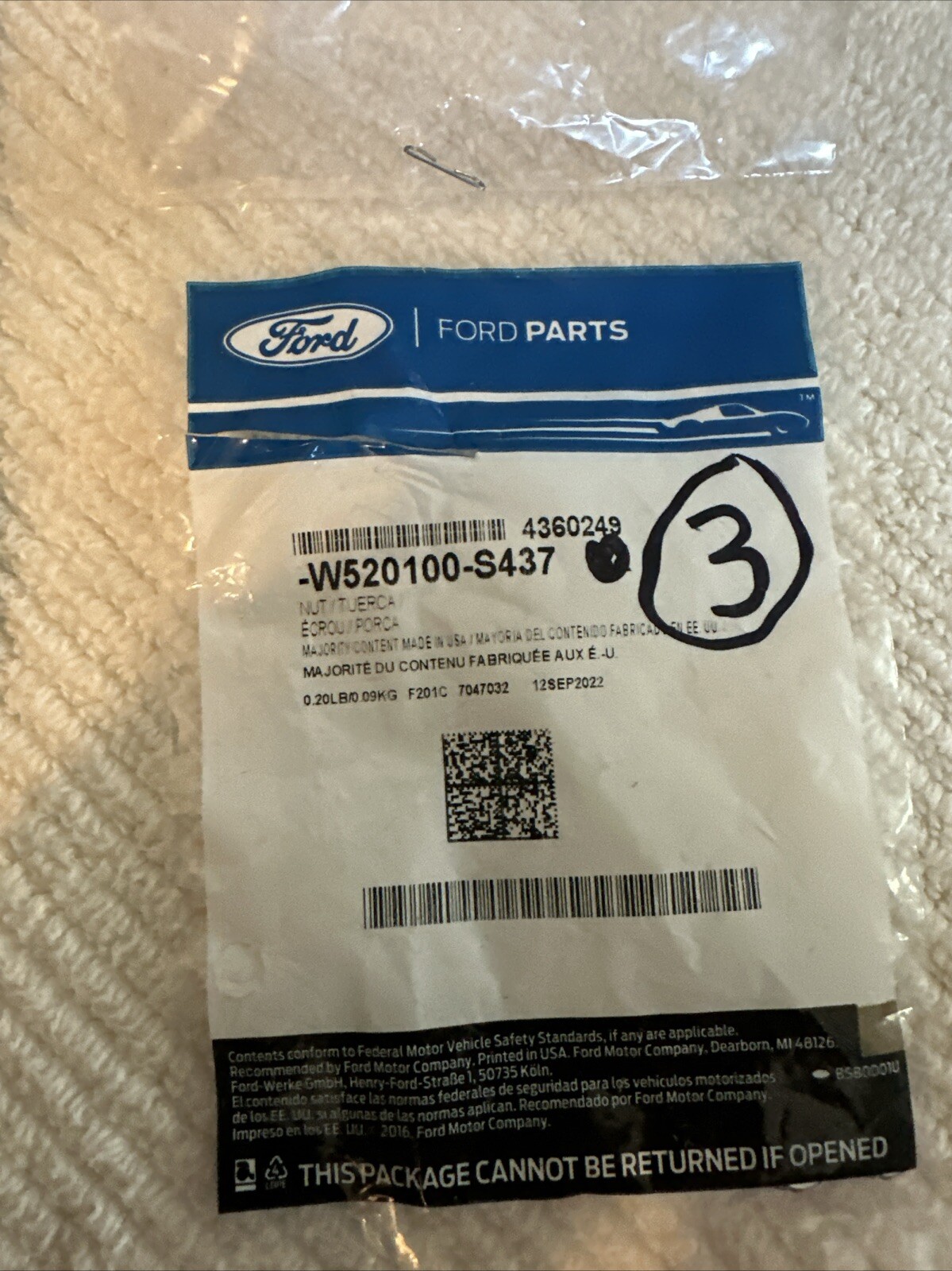 W520100-S437 (3) Nuts