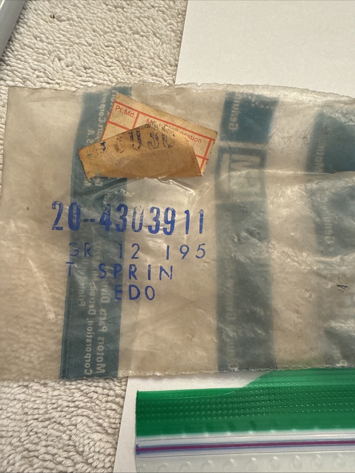 (1) GM 4303911 DOOR & END GATE WINDOW REGULATOR CLUTCH PAWL SPRING FOR GMC GM - Image 3