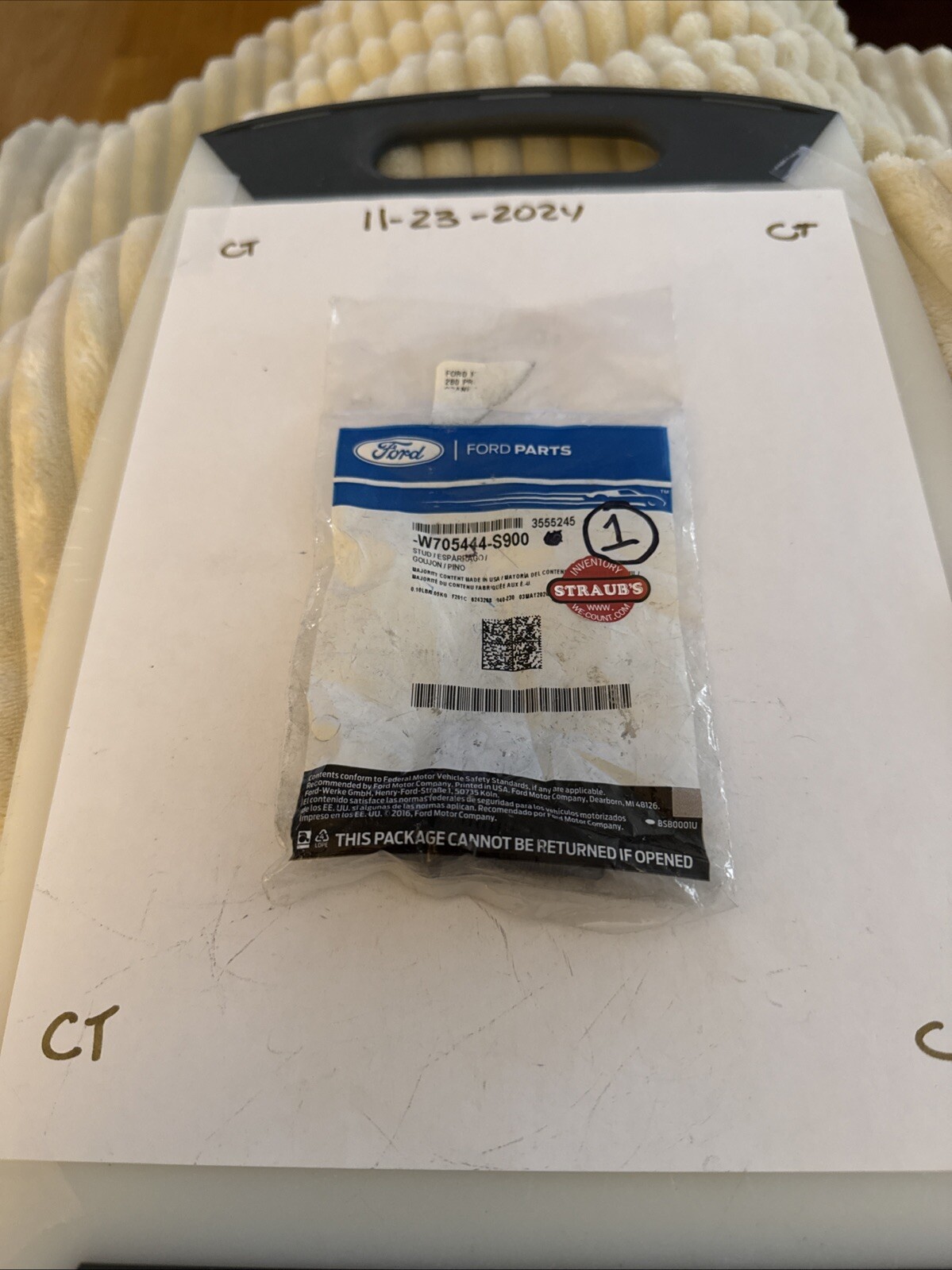 (1) Genuine Ford Converter & Pipe Stud W705444-S900