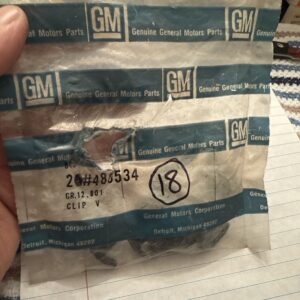 18 GM OEM 86-02 Nos Fender Fender Components-Splash Shield Retainer Clip 480534
