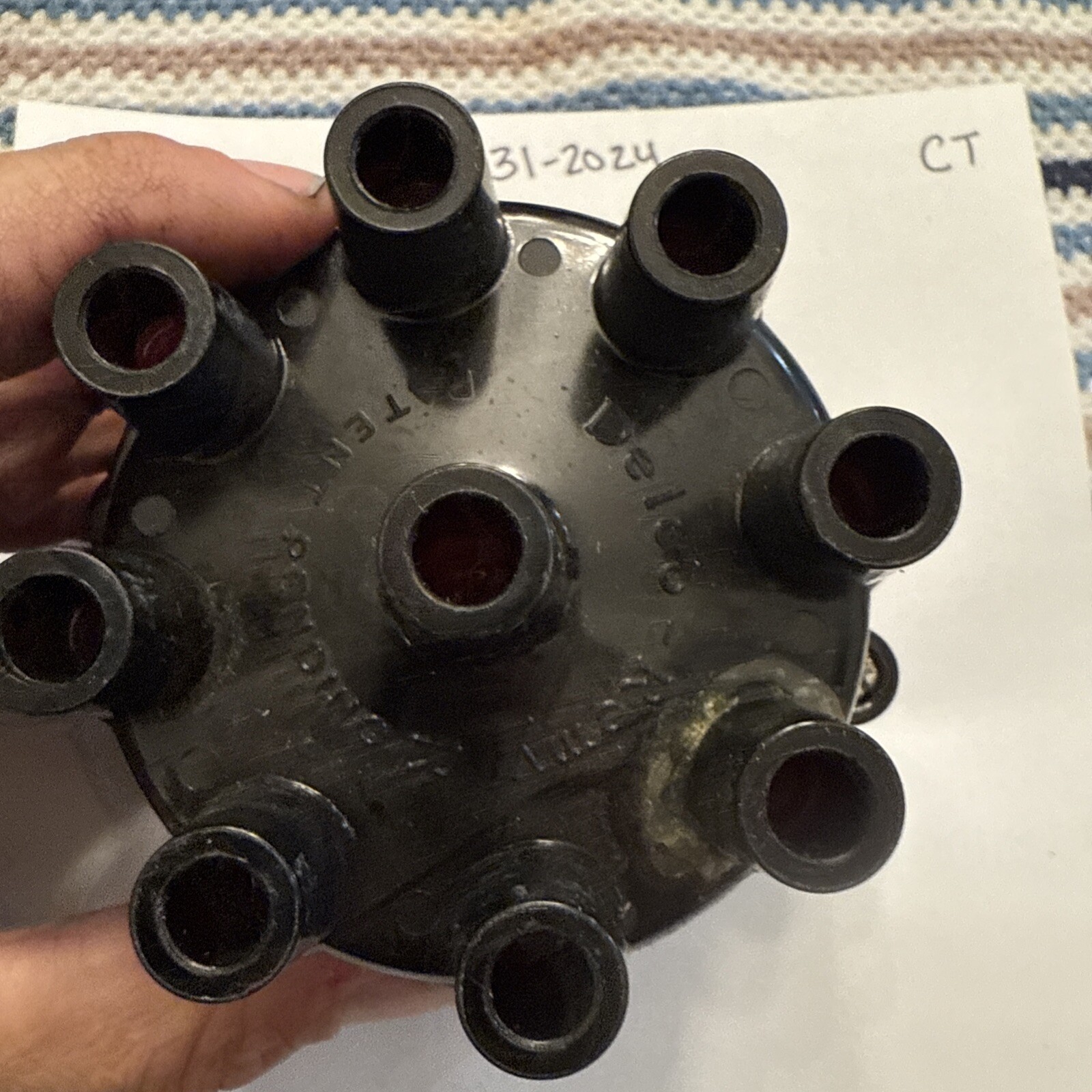 1958-1962 Chevrolet Delco Remy Original Dual Window Distributor Cap 1941551 - Image 4