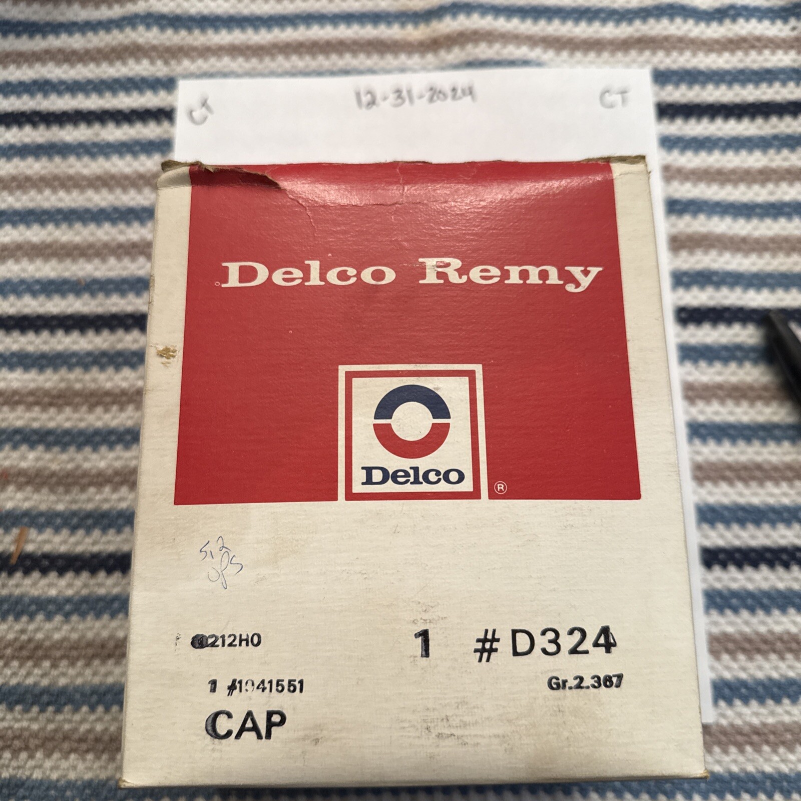 1958-1962 Chevrolet Delco Remy Original Dual Window Distributor Cap 1941551