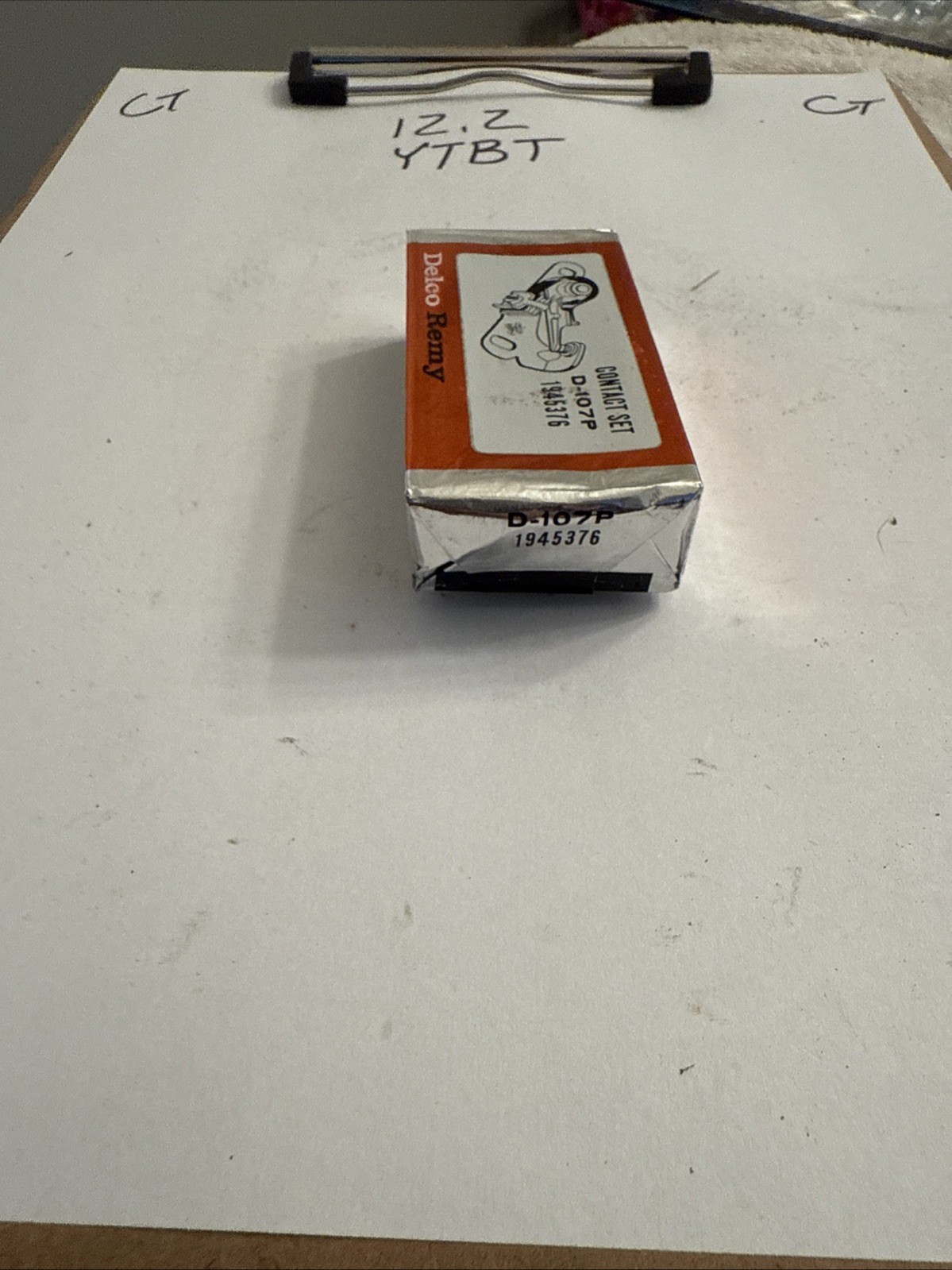 1960-1961 Chevrolet Corvair / Delco Remy Point Set : D-107P / 1945376 - Image 3