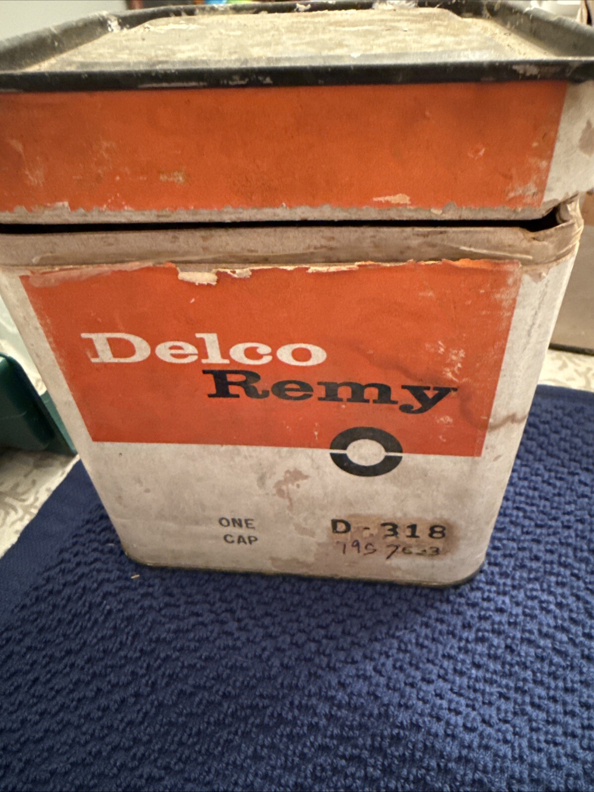 1961-1966 BUICK SPECIAL & OLDS F85- 6 CYL DISTRIBUTOR CAP; ACD D318/GM 1957693 - Image 5