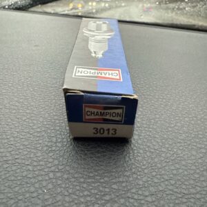 2 New Boxes Spark Plug-Platinum Power Champion Spark Plug 3013 Vehicle Car Part