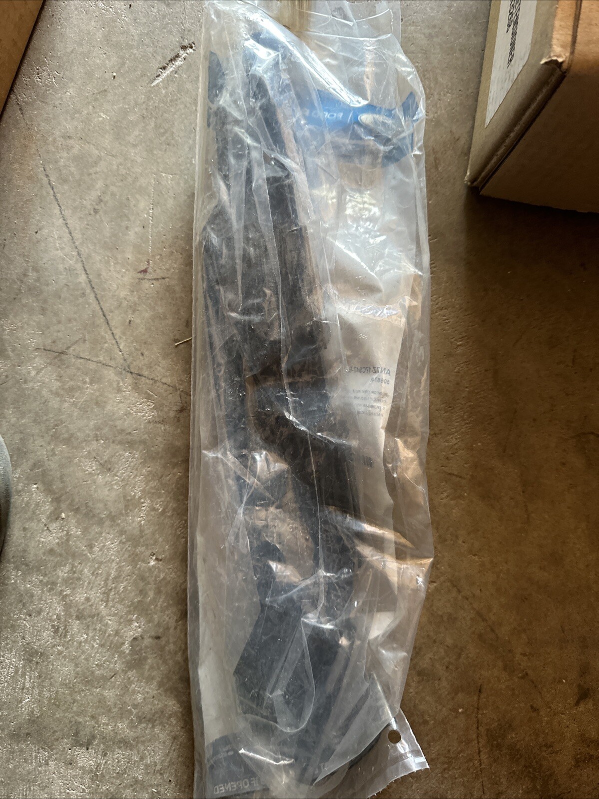 5454 - Genuine Ford Reinforcement AN7Z-17C947-B - Image 3