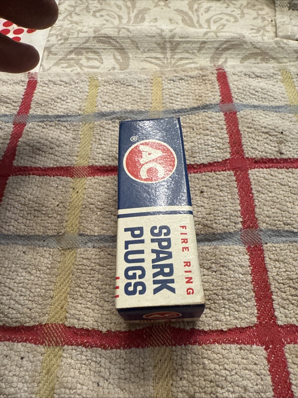 AC DELCO 45 SPARK PLUG VINTAGE NEW OLD STOCK - Image 3