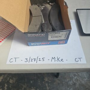 Akebono Proact Front Ceramic Brake Pad Set Fit 2000-2002 Dodge Ram Trucks ACT859