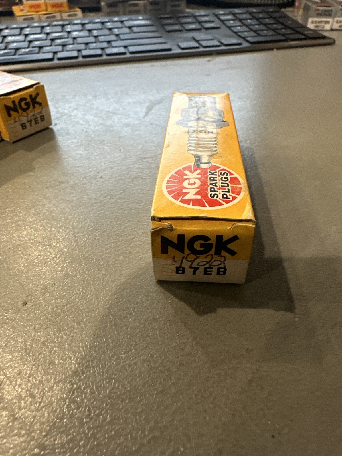 B7EB NGK Automotive Spark Plug