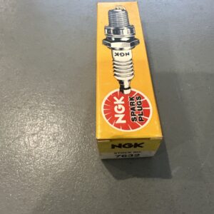 BPR5EA-L NGK Automotive Spark Plug 7632 NGK Automotive Spark Plug