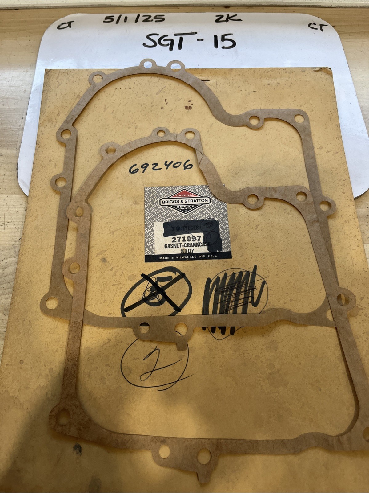 Base Sump Gasket Briggs and Stratton # 271997, 692406 - Image 3