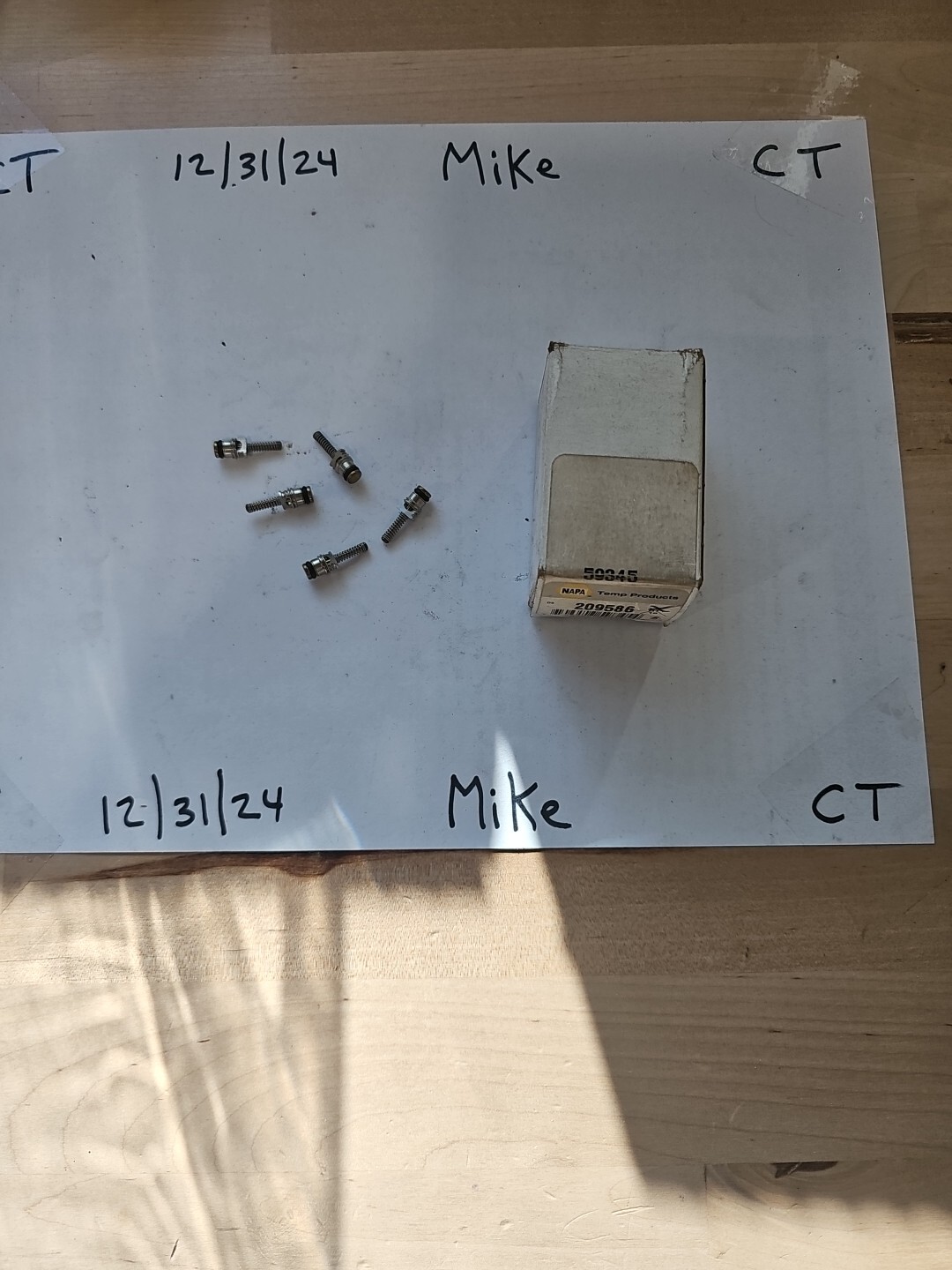 Box Of 5pcs NAPA 209586 A/C Schrader Valve Core Charging Core