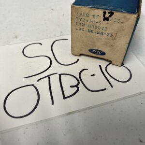 Box of 17 Genuine Ford NOS Transmission Shift Rod Pins 372538-S