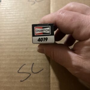 Champion 4019 Truck Plug
