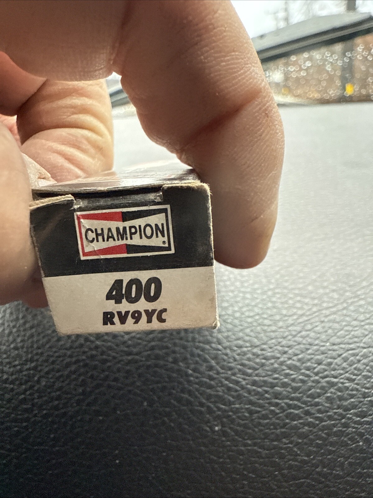 Champion Spark Plugs 13079 Copper Plus SE Spark Plug - Image 3