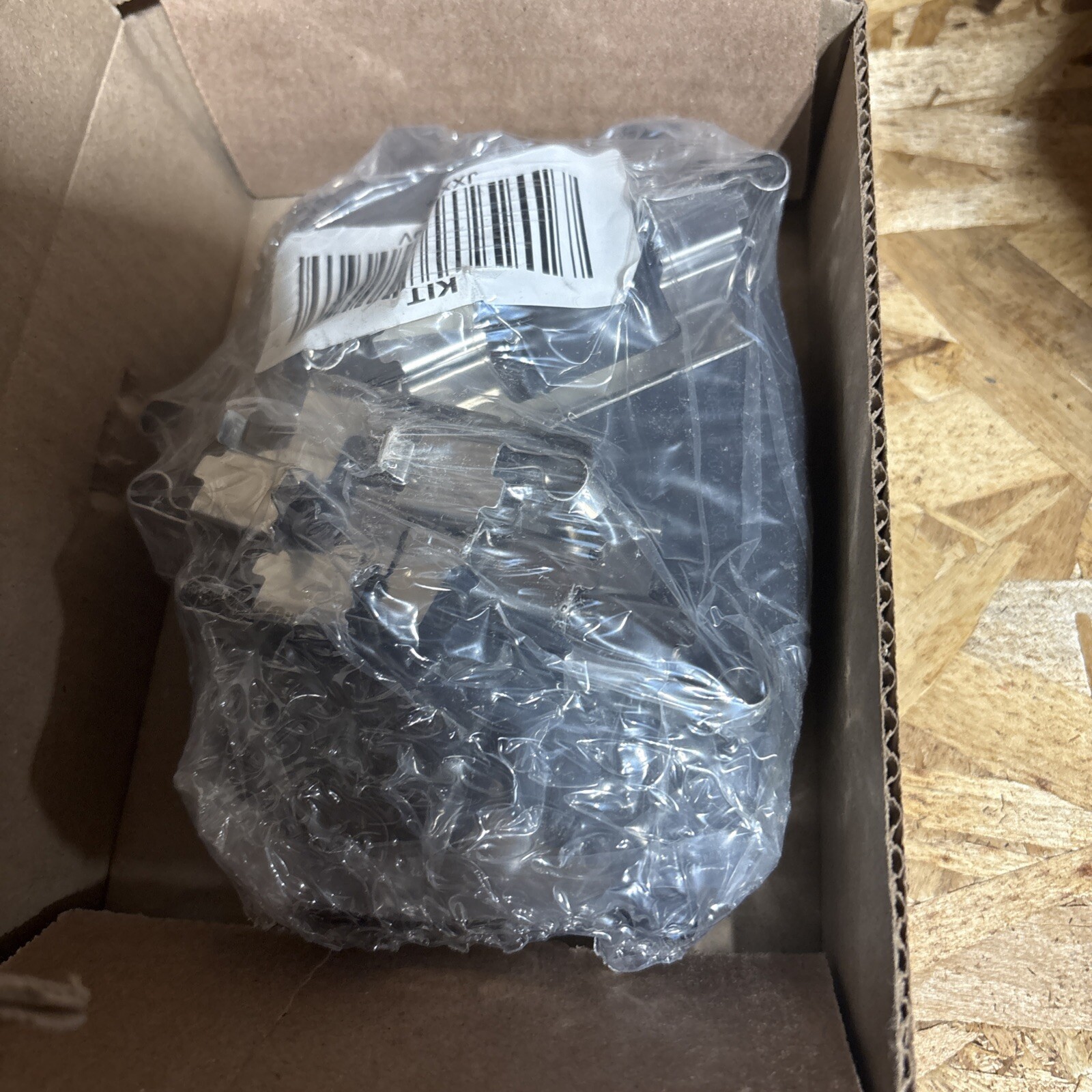 Disc Brake Pad Set-Pads - Standard Premium - Integrally Molded Motorcraft - Image 4