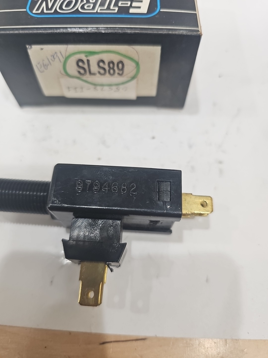 E-TRON # SLS-89 Stoplight Brake Light Switch ( for many 67-80 GM with cruise ) - Image 3