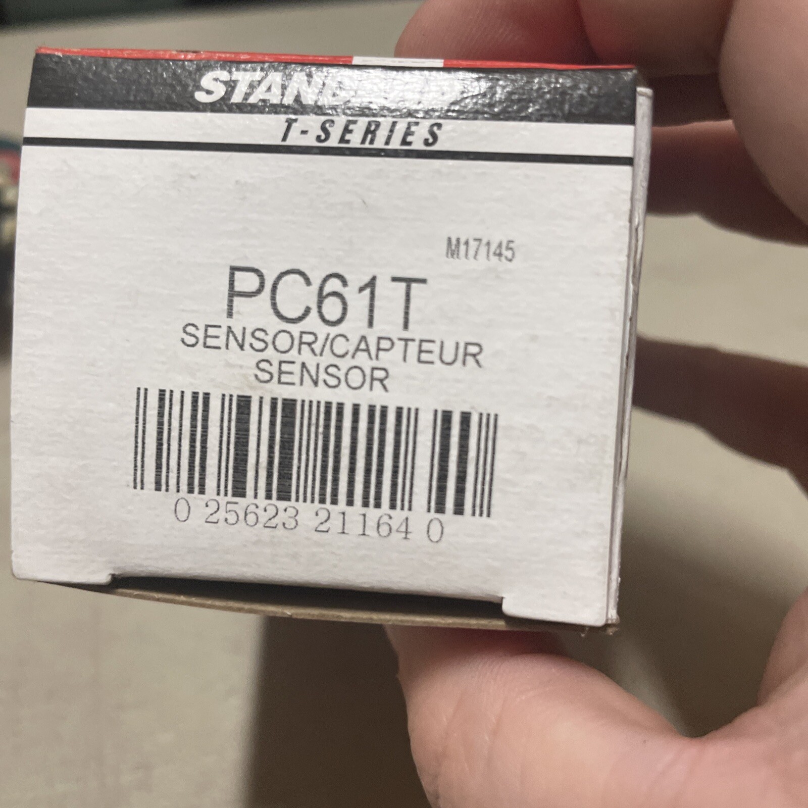 Engine Crankshaft Position Sensor Standard PC61T - Image 4