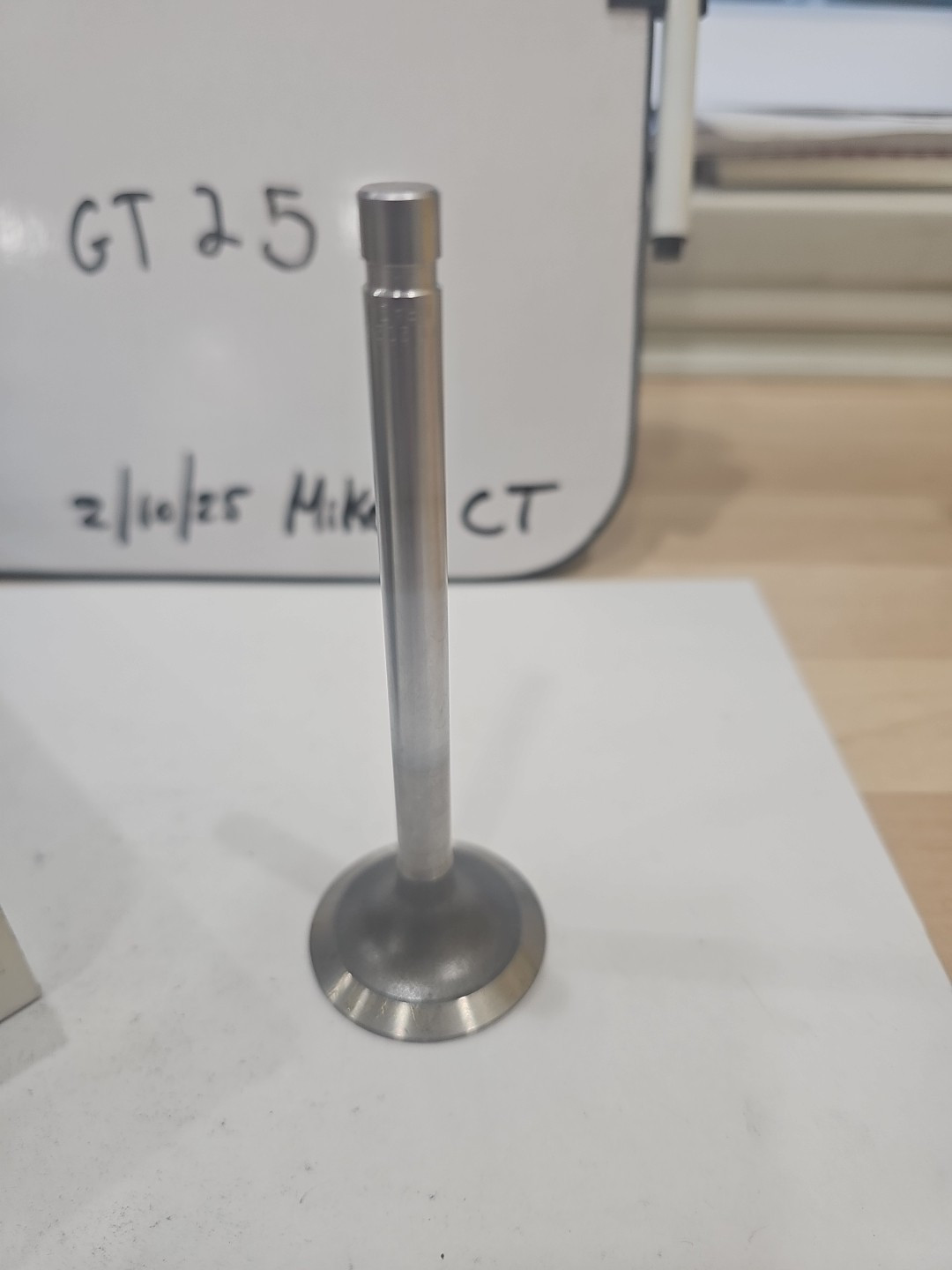 Engine Exhaust Valve SEALED POWER V-2028 *New Open Box - Image 4