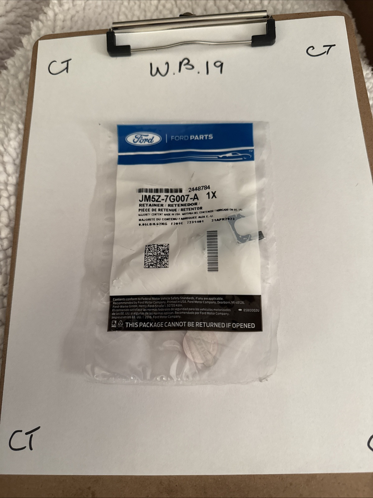 Ford JM5Z-7G007-A Retainer