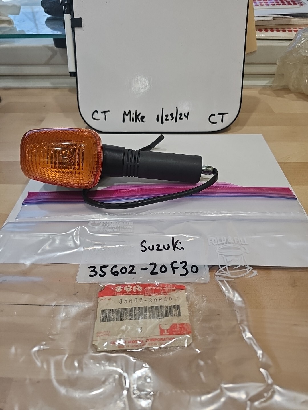 Front Turn Signal Lamp Assy for Suzuki 1999- SV650 35602-20F30 LH