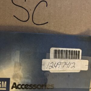 GM Accessories OEM  Splash Guards New OEM 12497412