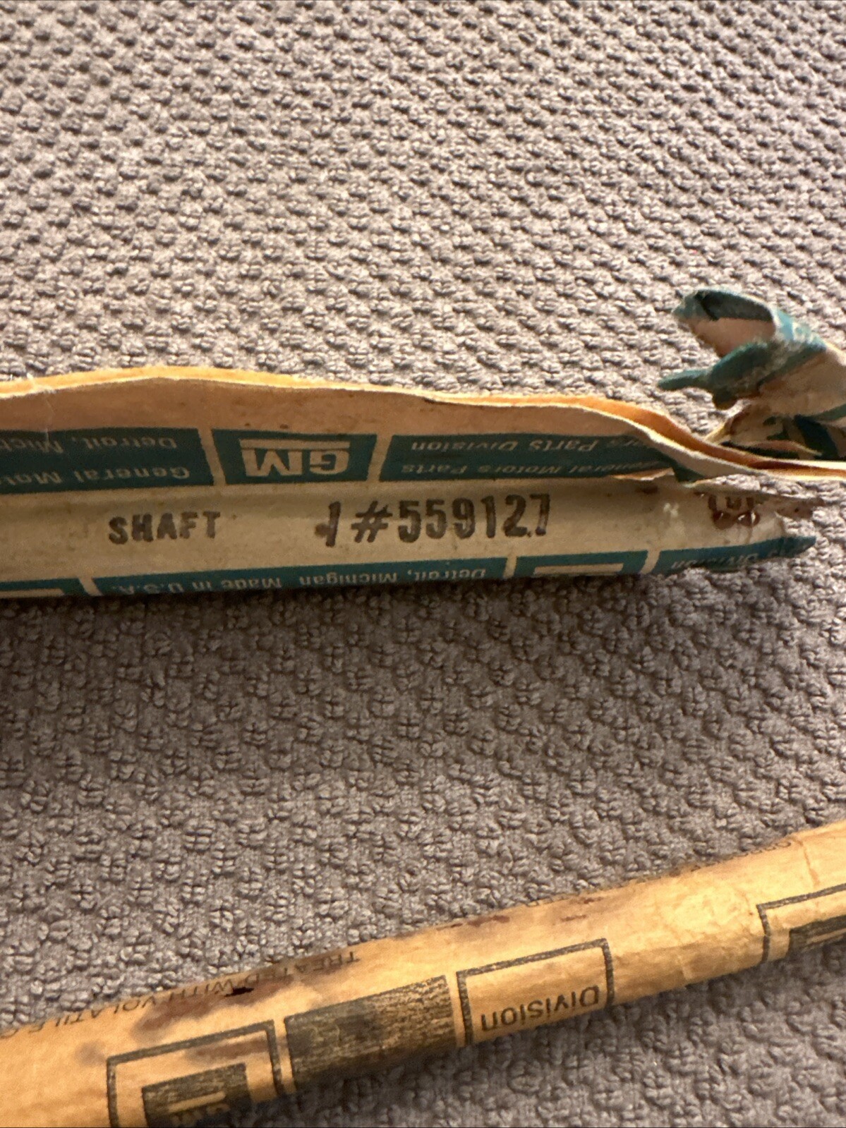 GM NOS Oil Pump Drive 559127 4.3 5.0 5.7 6.6 350 - Image 3