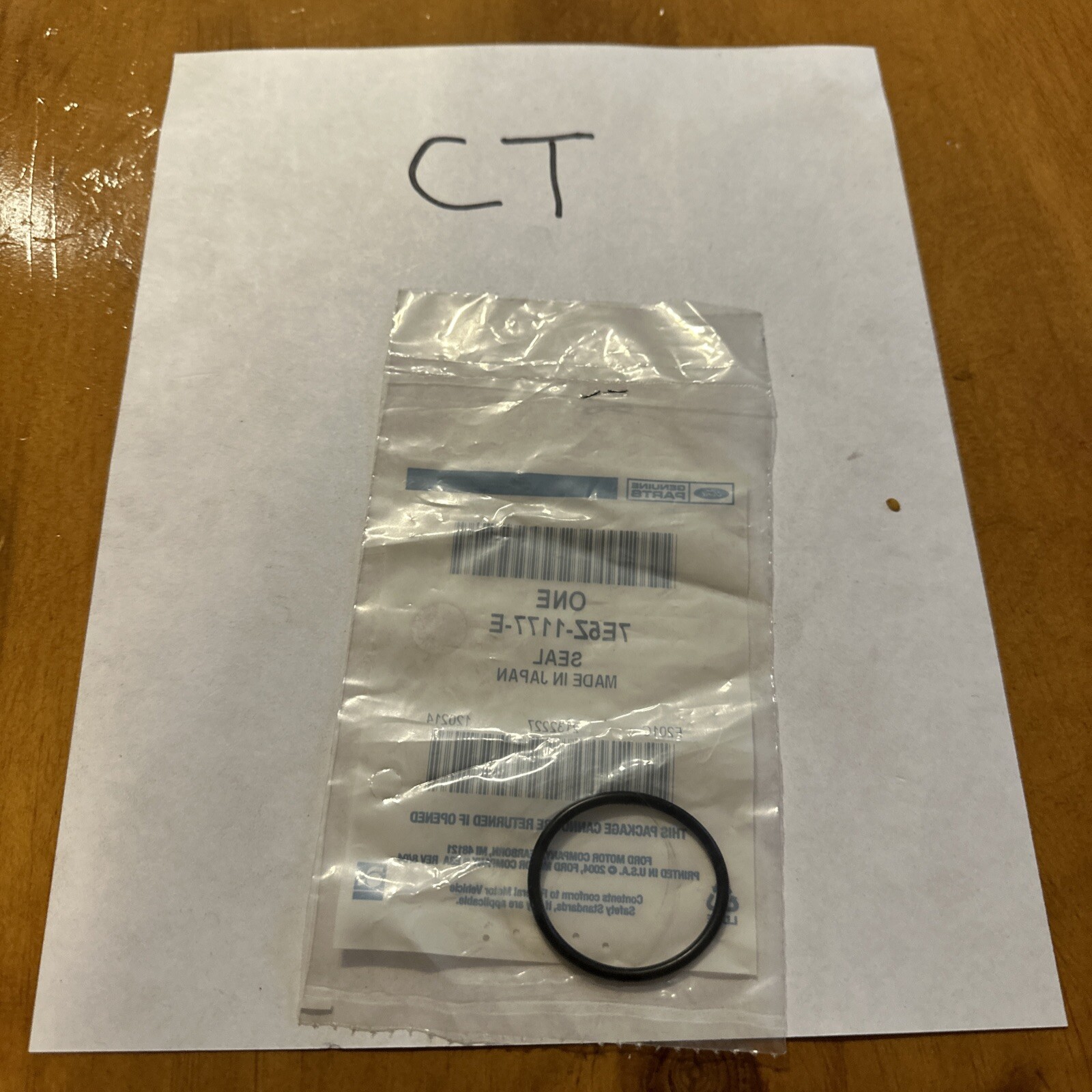 Genuine FORD OEM 7E5Z1177E SEAL 7E5Z-1177-E - Image 3