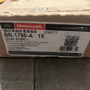 Genuine Ford Motorcraft OEM BR-1790-A / GU2Z-2V200-J Break Lining Kit