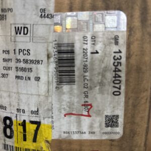 Genuine GM OEM Front Wheel Hub and Bearing Assembly #13544070 NOS