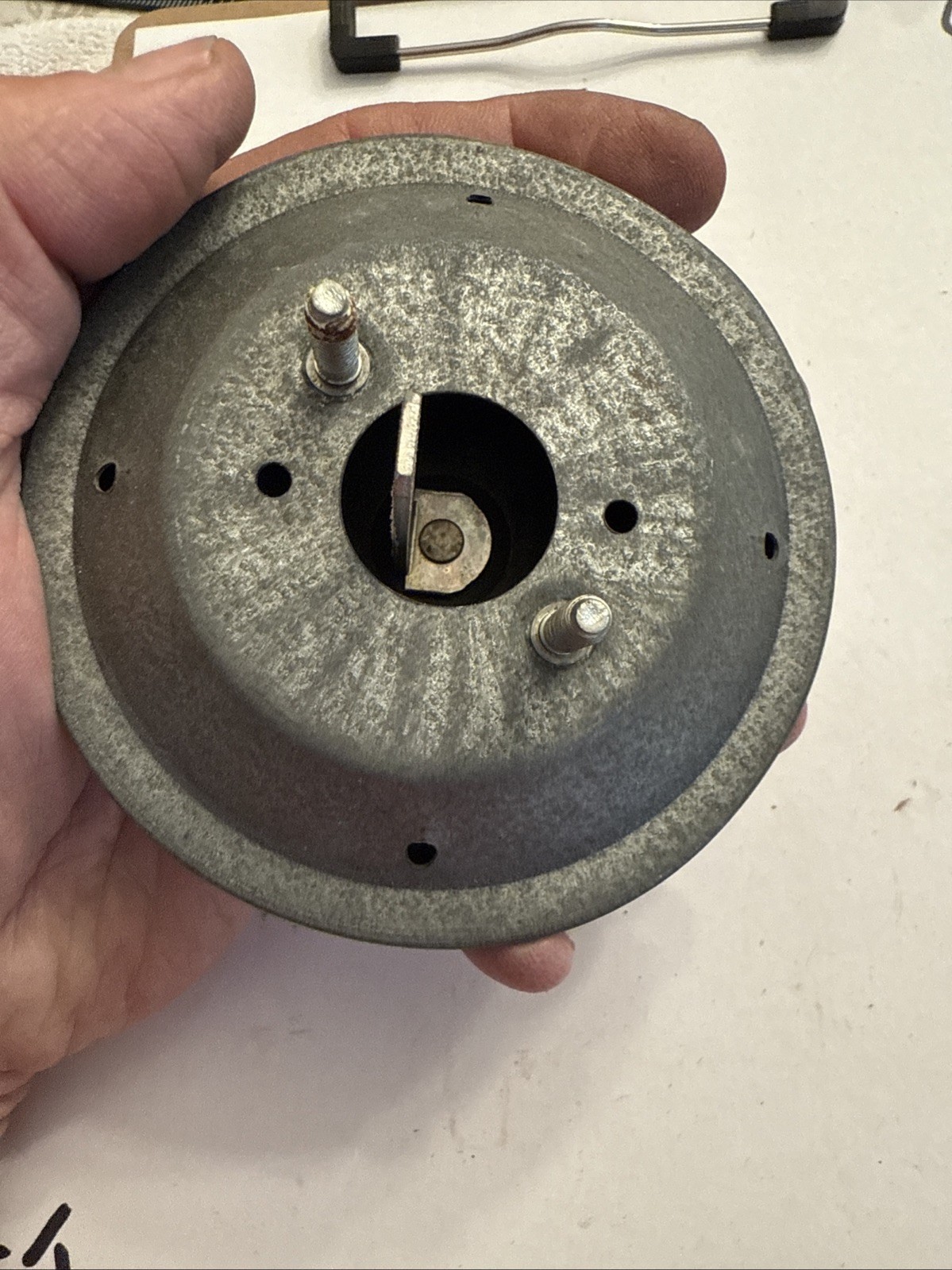 Genuine Gm Vacuum Actuator 1996608 - Image 5