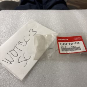 Genuine Honda 91462-689-000 Clamp