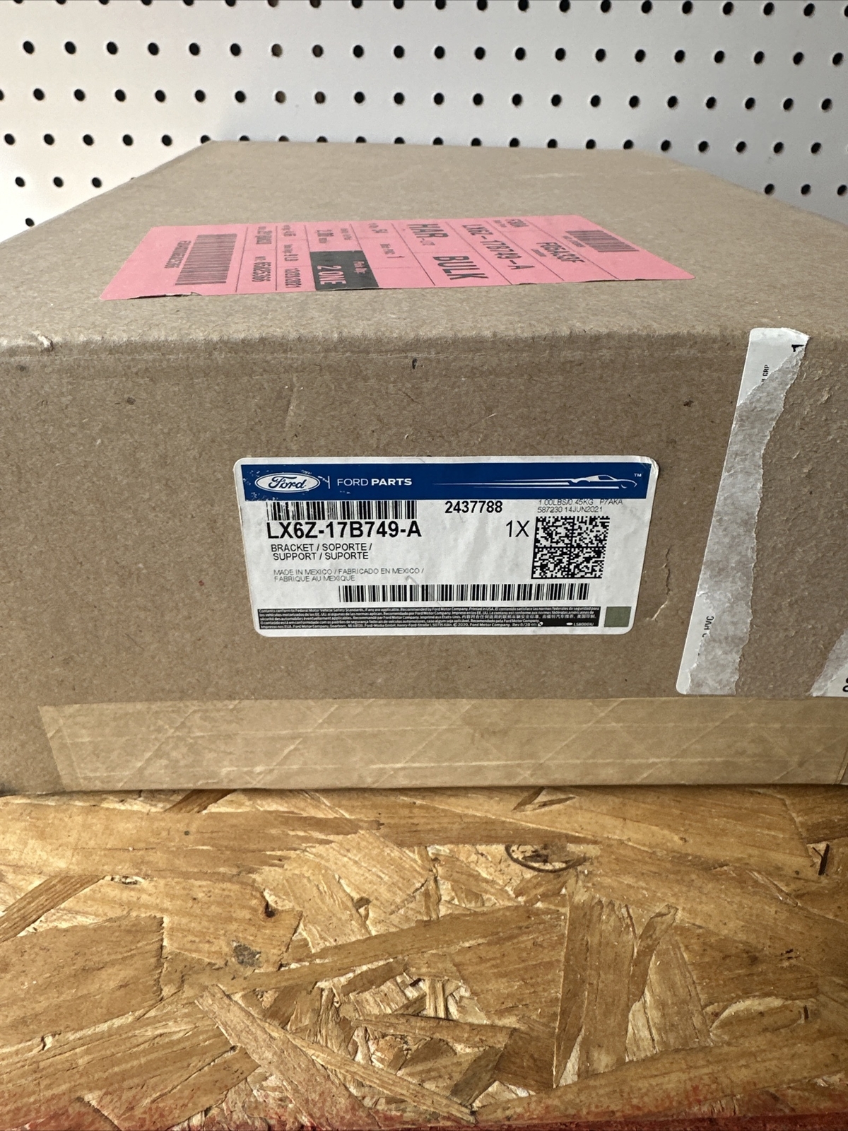 NEW OEM Ford Escape Bronco Sport Front RH Bumper Mount Bracket LX6Z-17B749-A