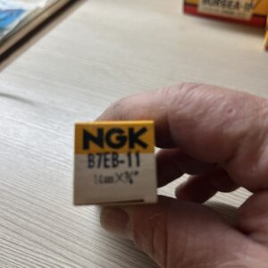 NGK 5327 / B7EB11 B7EB-11 Spark Plug
