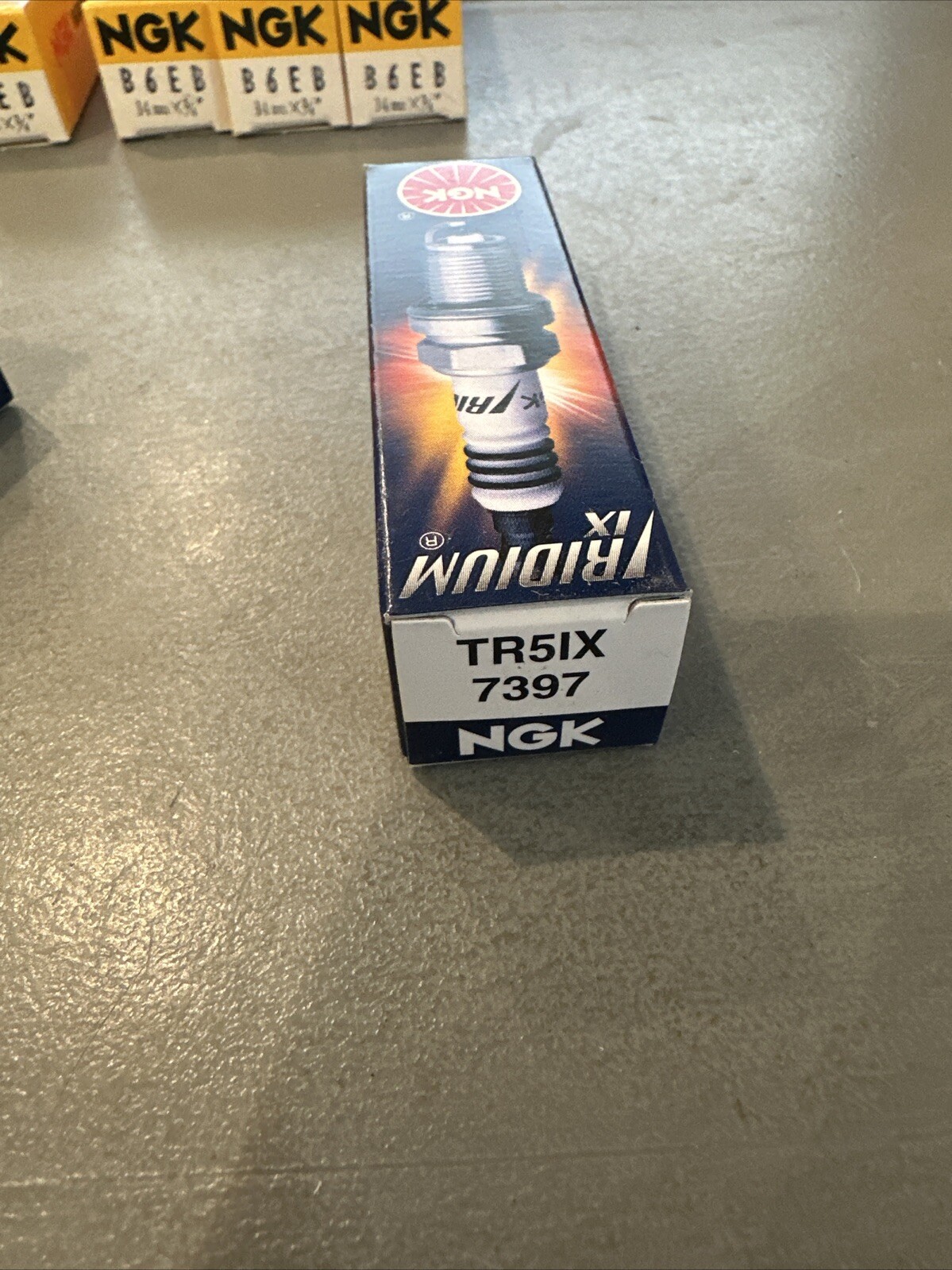 NGK TR5IX 7397 IRIDIUM Spark Plug