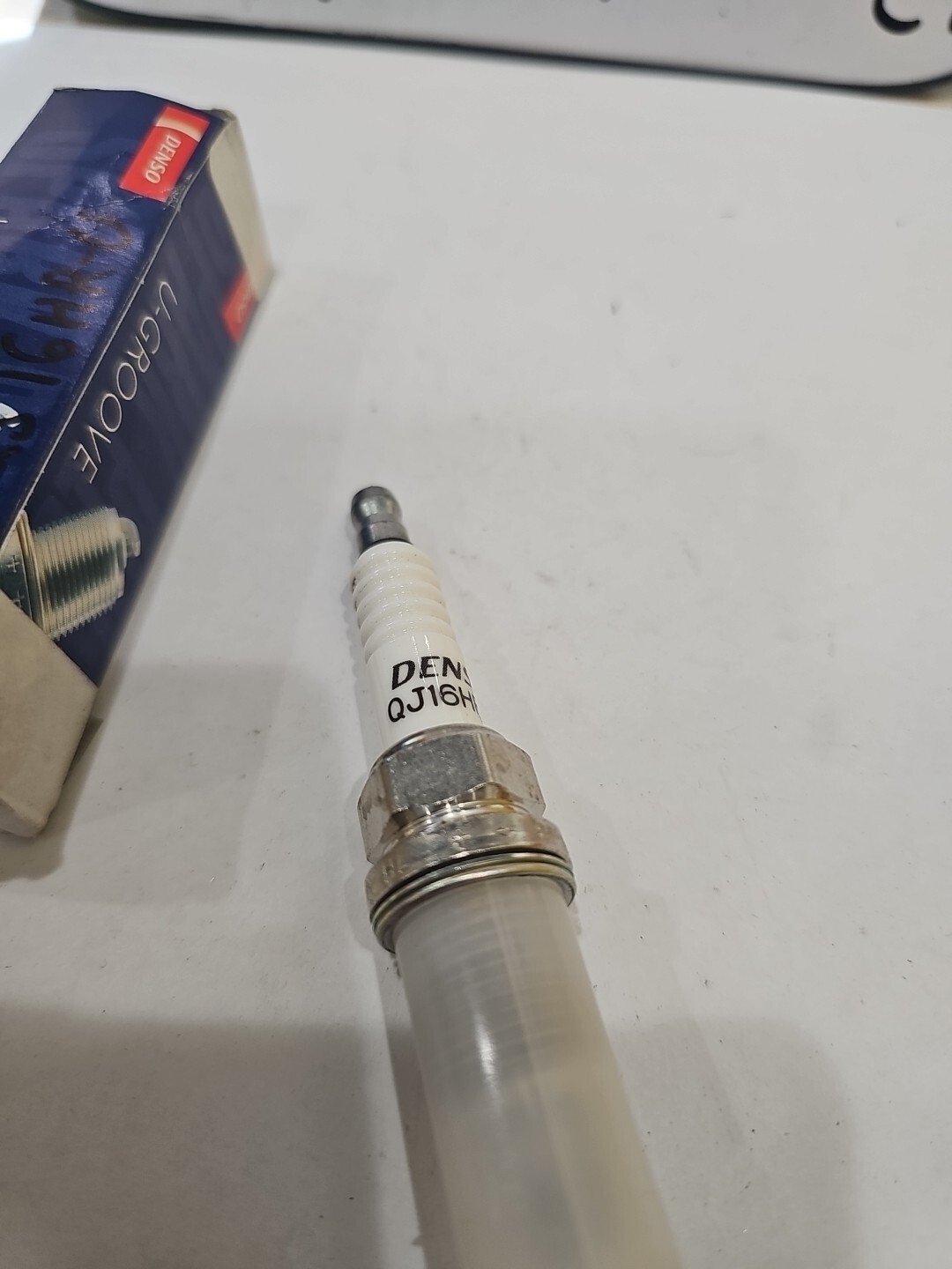 NIPPONDENSO SPARK PLUG. QJ16HR-U. SP263. - Image 3