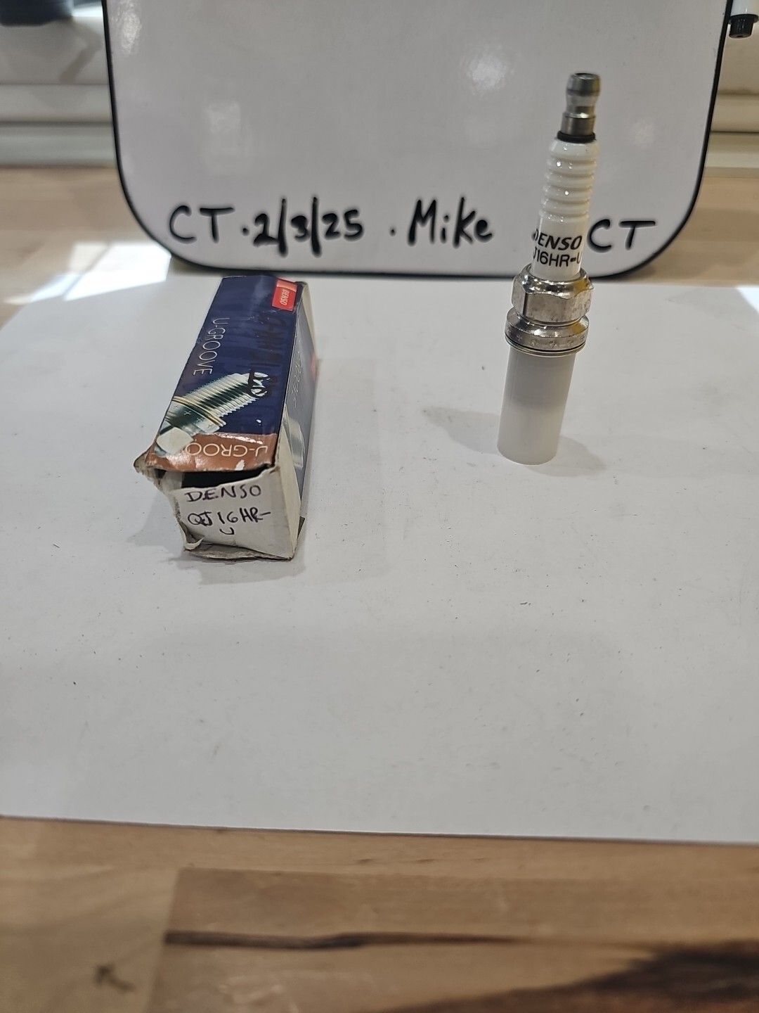 NIPPONDENSO SPARK PLUG. QJ16HR-U. SP263.