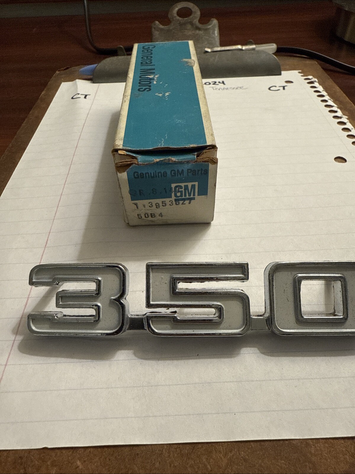 NOS OEM GM Camaro 3953627 Chrome "350" Fender Emblem 1969 - Image 3