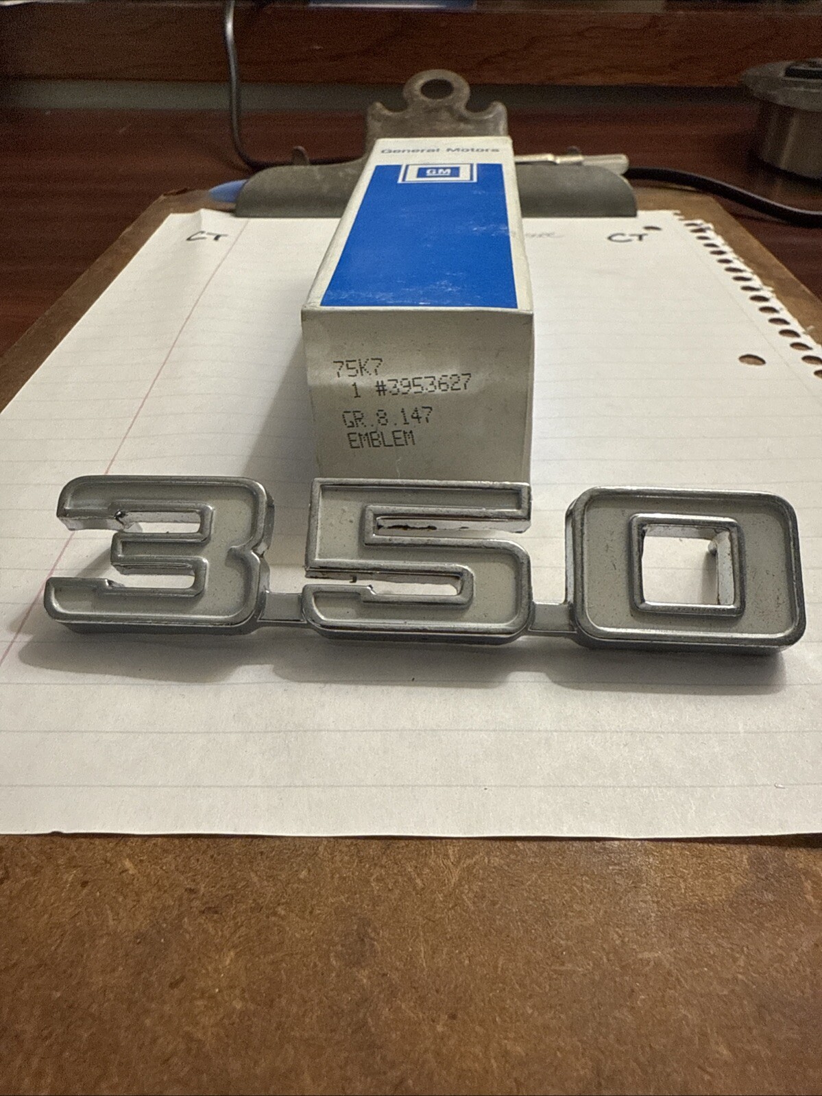 NOS OEM GM Camaro 3953627 Chrome "350" Fender Emblem 1969 - Image 5