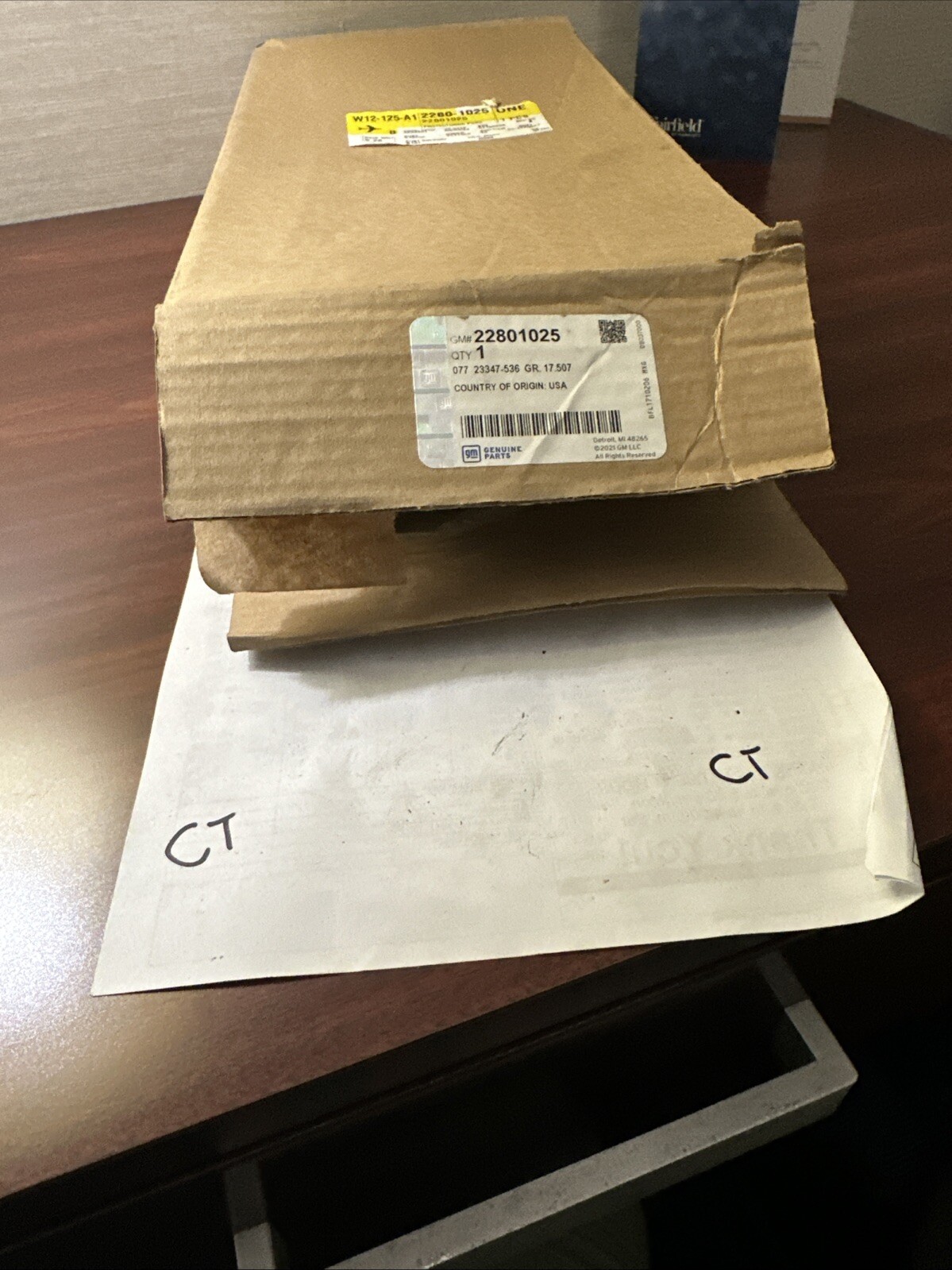 New Genuine GMC Protector 22801025 / 22801025 OEM - Image 3