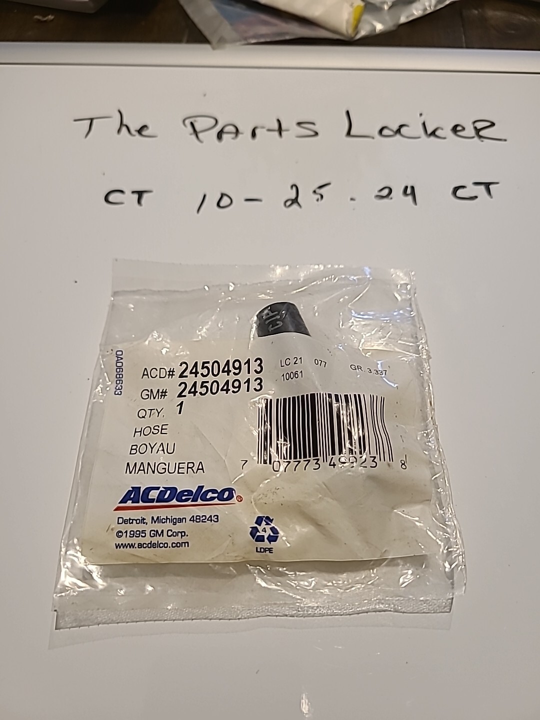 New NOS GM ACDelco 24504913 Fuel Injection Throttle Body Heater Hose