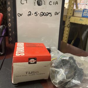 New STANDARD TW50 Turn Signal Switch, Communtateur V08319 w/ Box