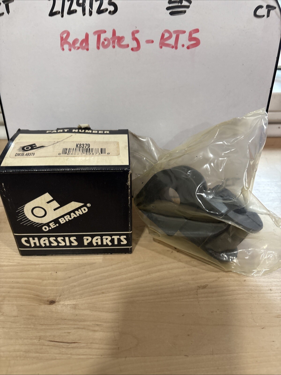 O.E. Brand Chassis Parts Front Sway Bar Bushings(2) #K8379